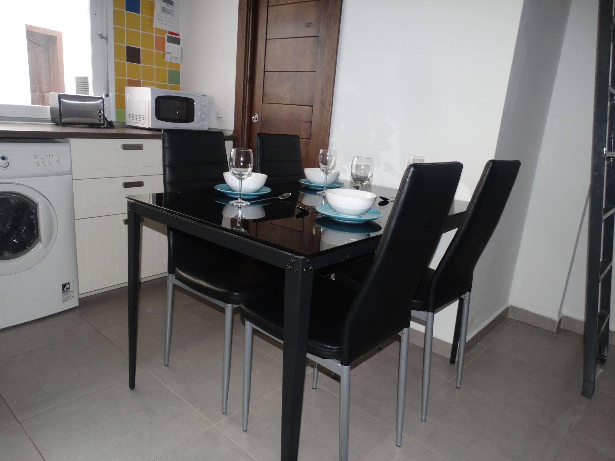 Malaga Apartamentos - Nuno Gomez, 24 Εξωτερικό φωτογραφία