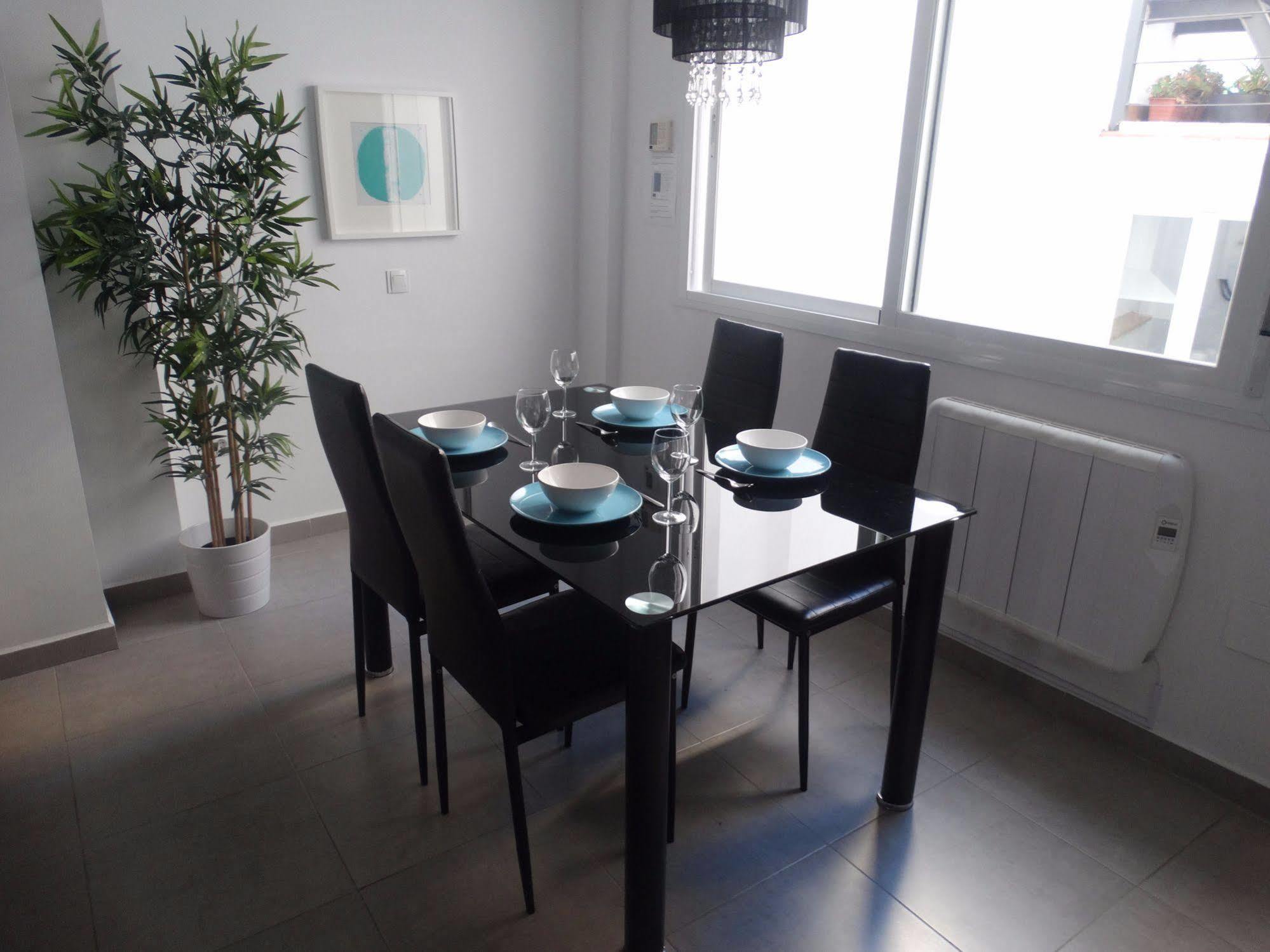 Malaga Apartamentos - Nuno Gomez, 24 Εξωτερικό φωτογραφία