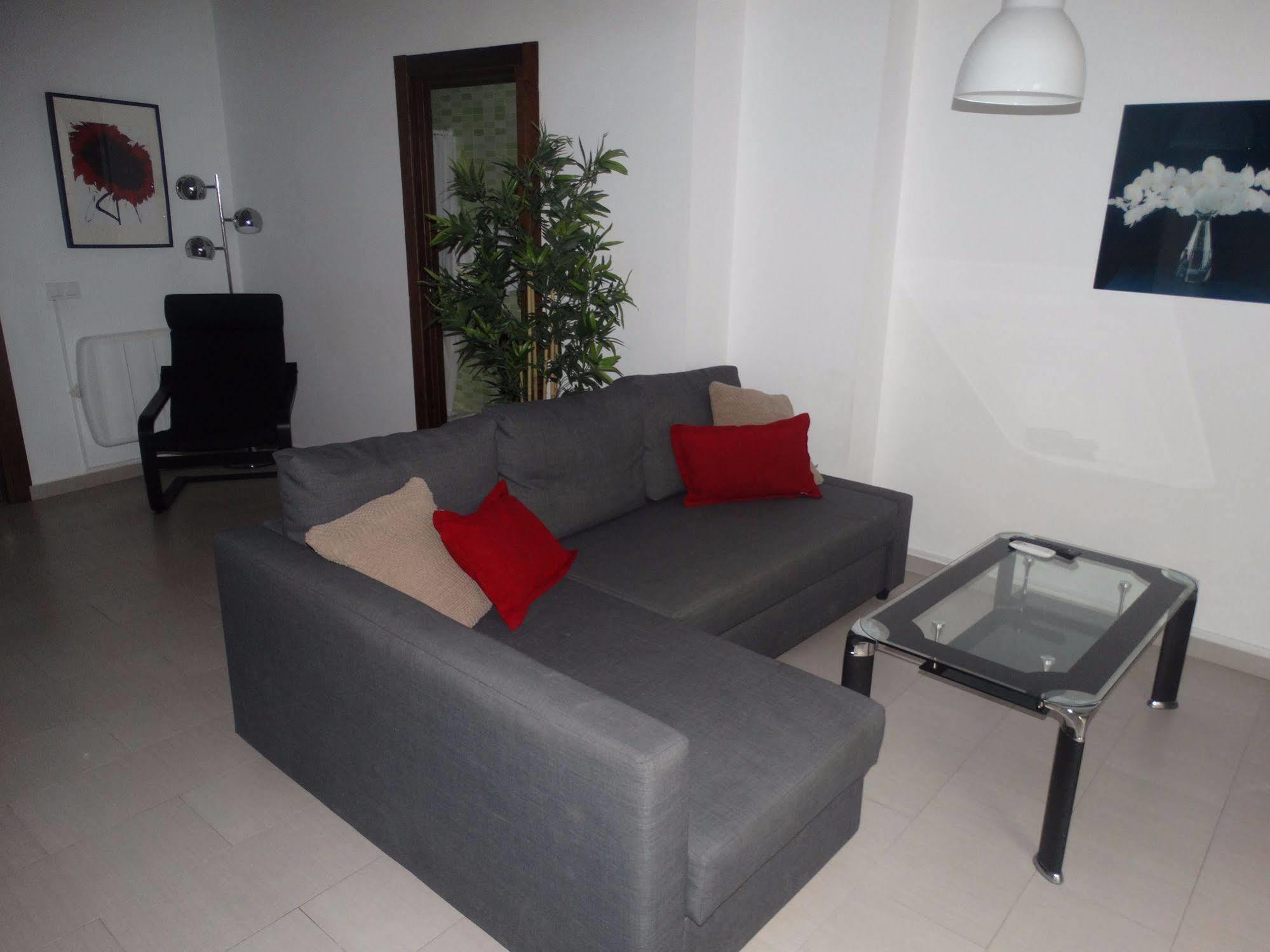 Malaga Apartamentos - Nuno Gomez, 24 Εξωτερικό φωτογραφία