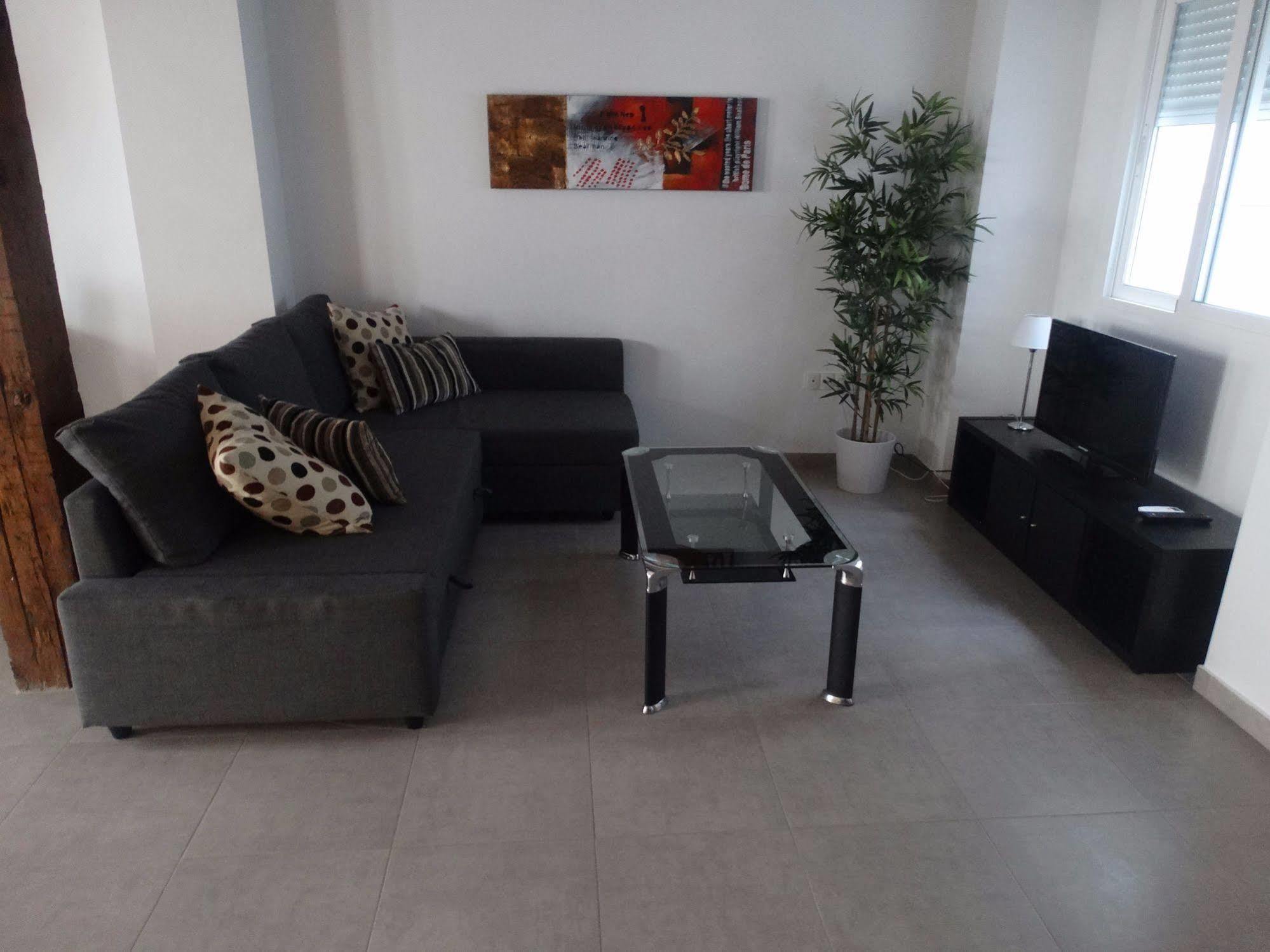 Malaga Apartamentos - Nuno Gomez, 24 Εξωτερικό φωτογραφία