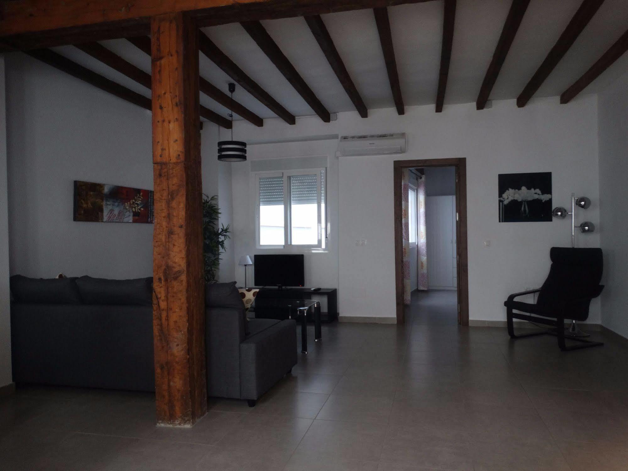 Malaga Apartamentos - Nuno Gomez, 24 Εξωτερικό φωτογραφία