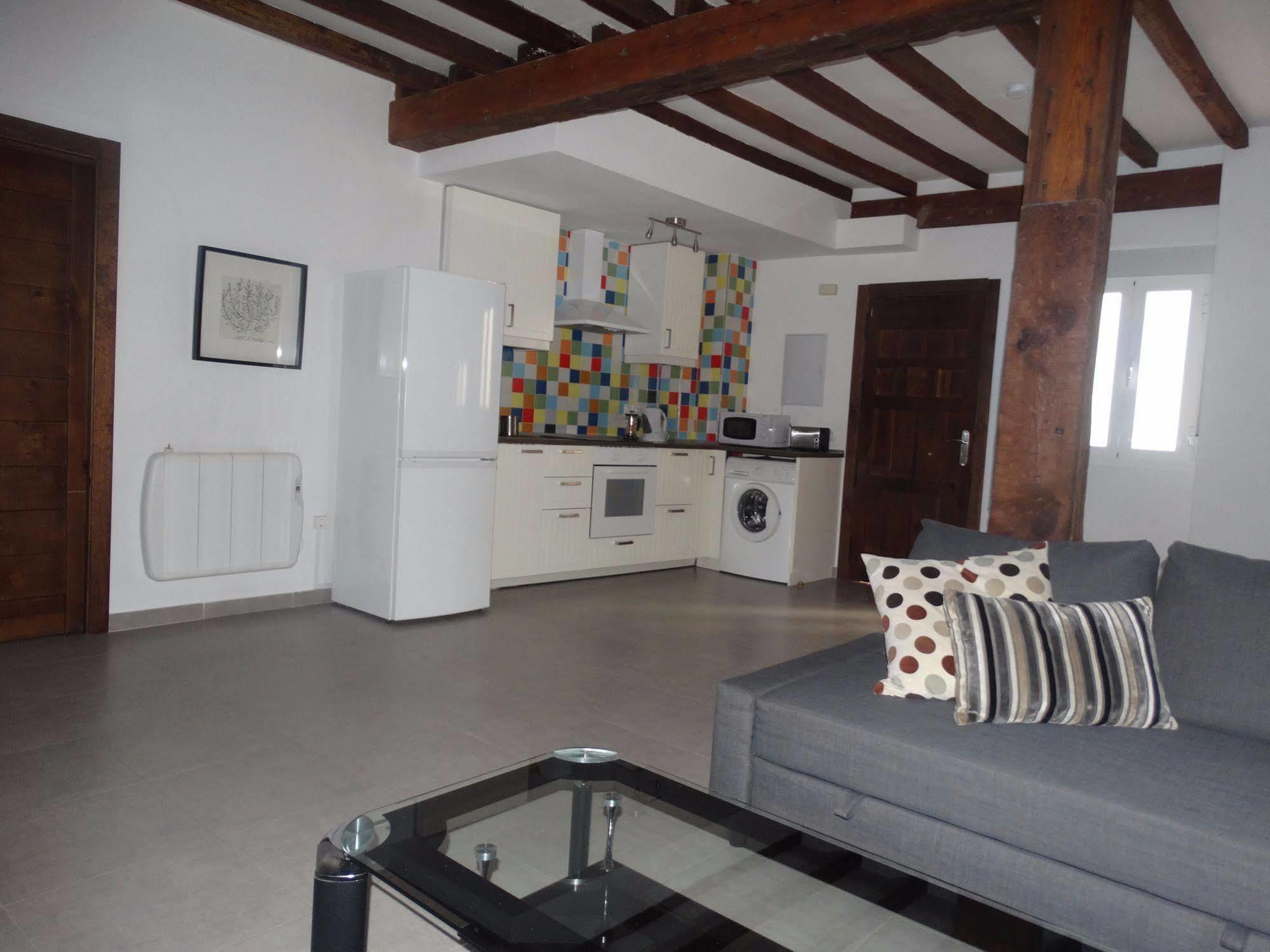 Malaga Apartamentos - Nuno Gomez, 24 Εξωτερικό φωτογραφία