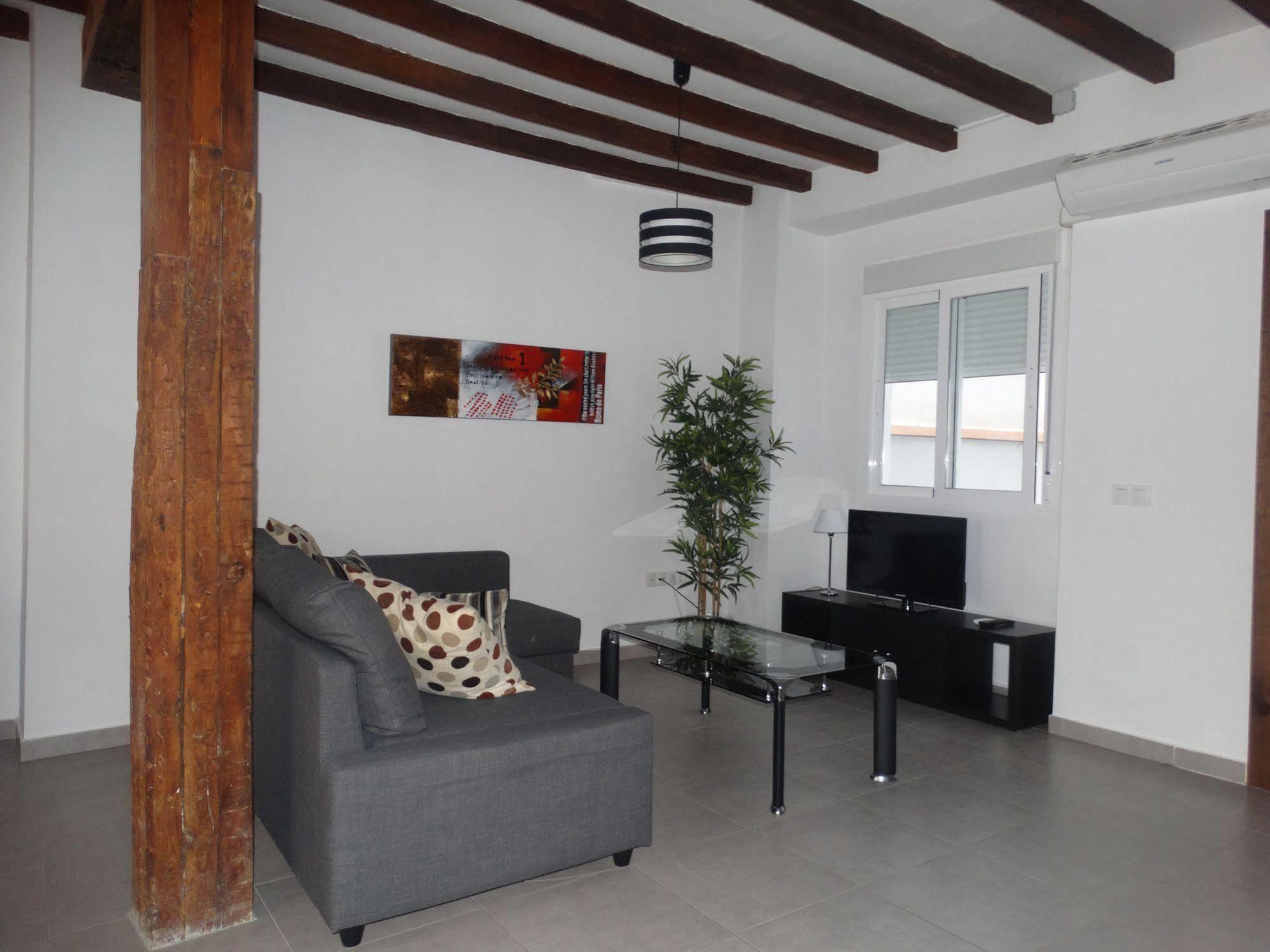 Malaga Apartamentos - Nuno Gomez, 24 Εξωτερικό φωτογραφία