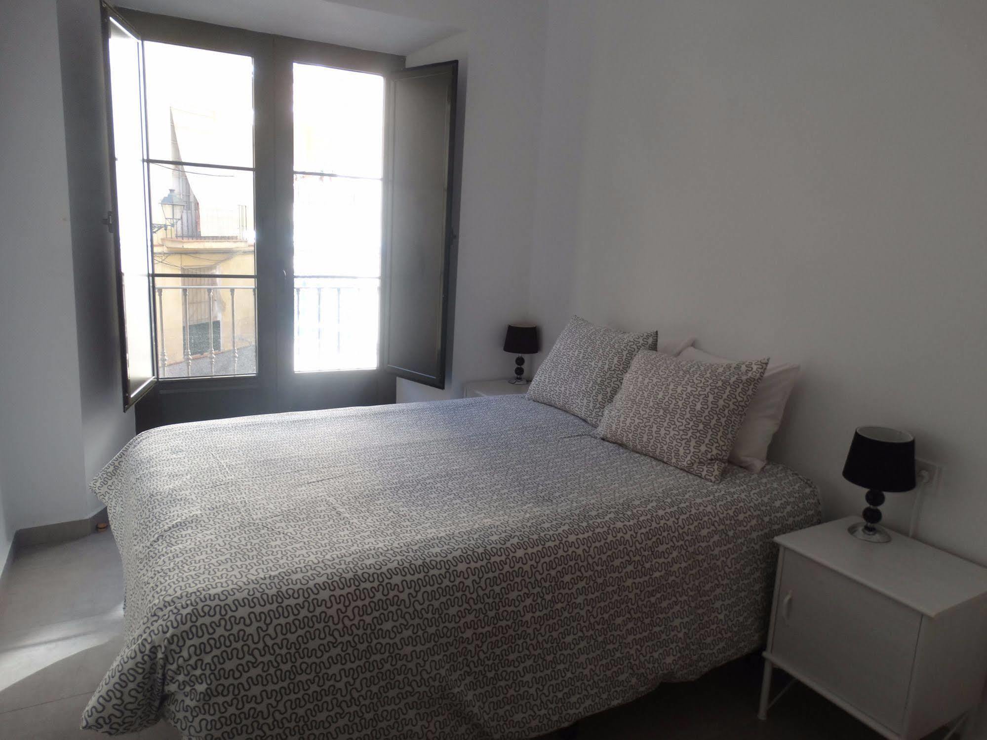 Malaga Apartamentos - Nuno Gomez, 24 Εξωτερικό φωτογραφία